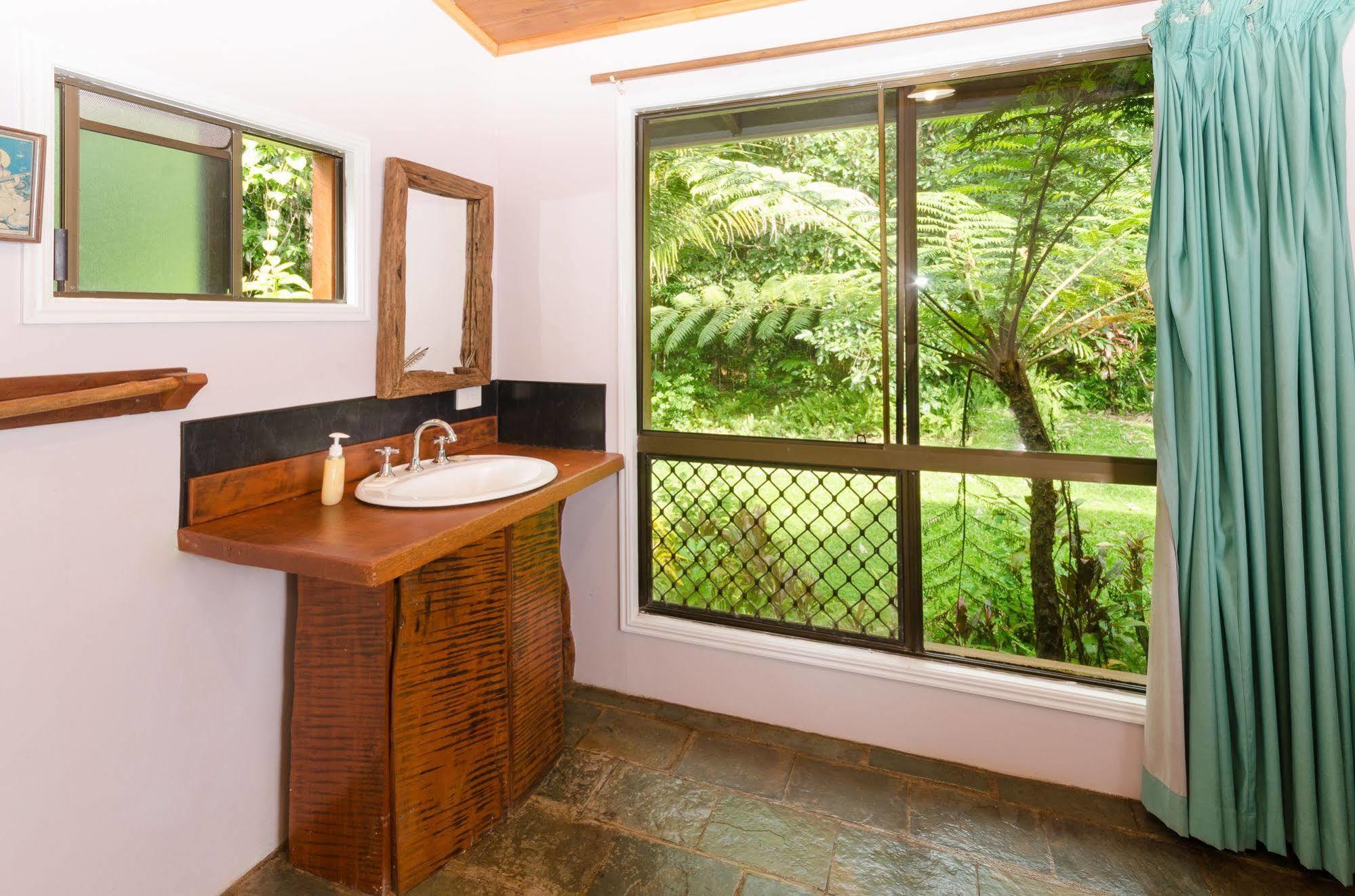 Epiphyte B & B Cow Bay Exterior photo